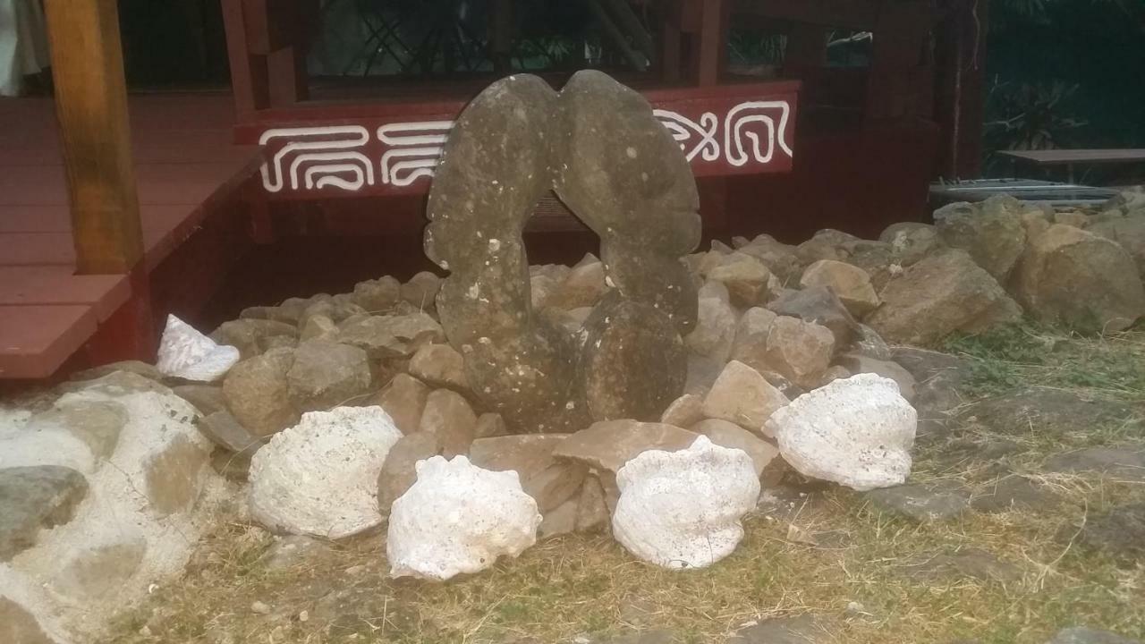 Location " La Pirogue " Maison D'Hotes A Moorea Haapiti Eksteriør bilde